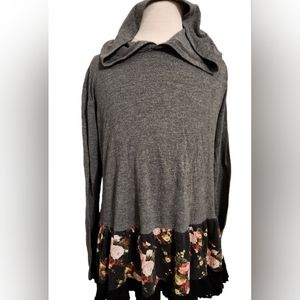 NEW LISTING long sleeve light hooded t-shirt